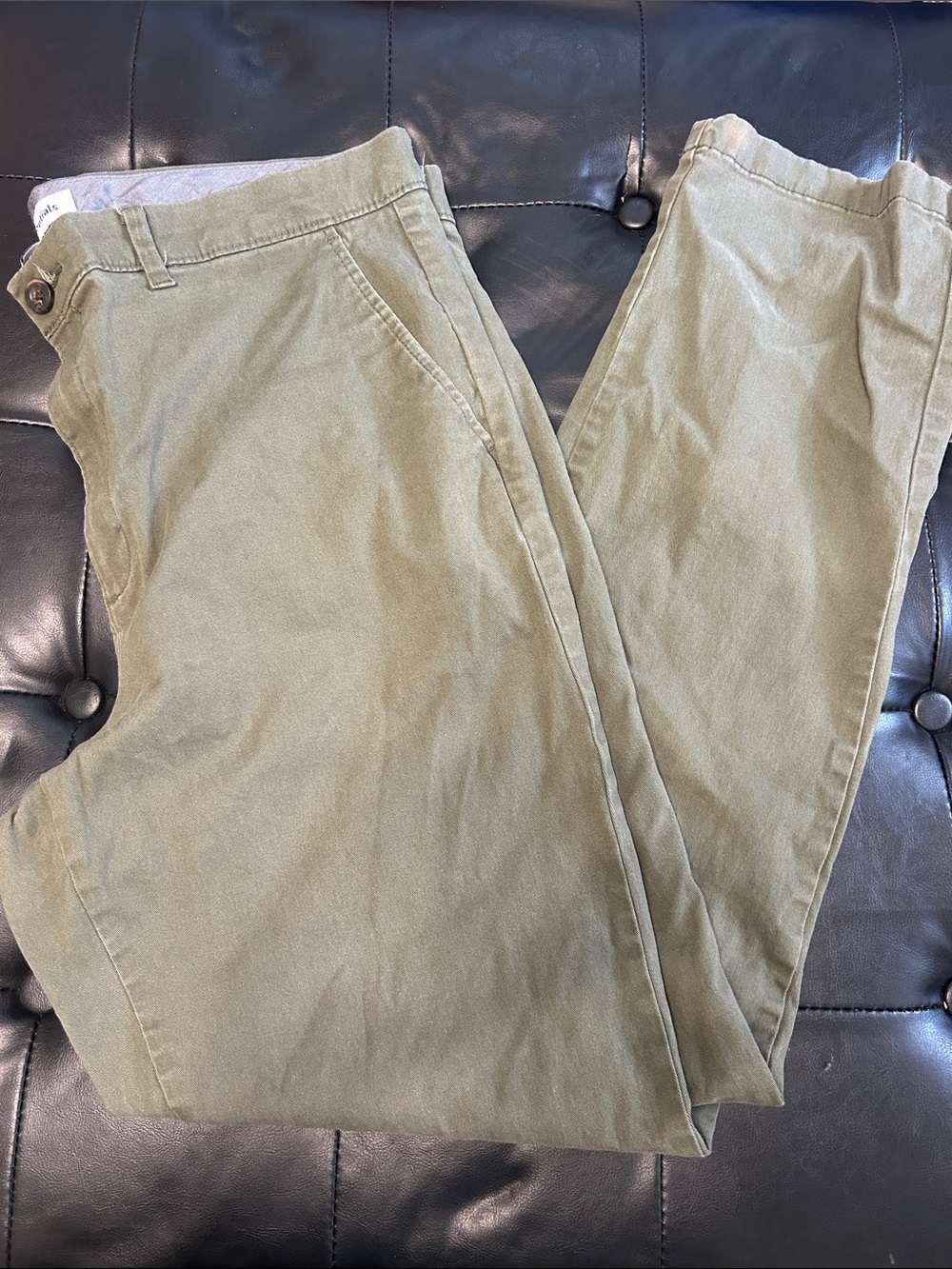 Amazon Essentials Olive Chino Pants